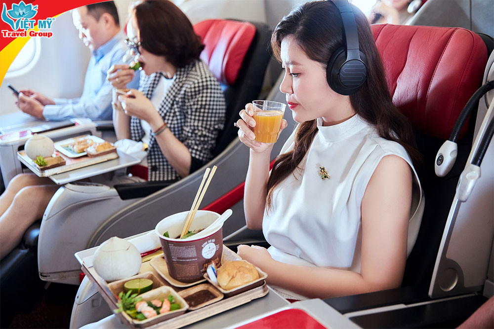 Vietjet giảm 30% vé Business & SkyBoss toàn mạng bay quốc tế